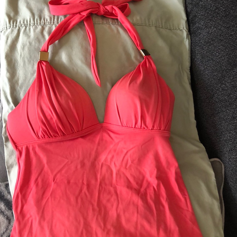 Victoria’s Secret Tankini Top